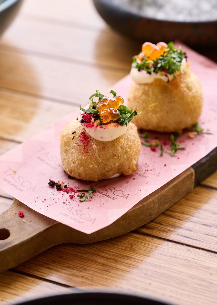 Tempura cod cake chez Tasca Dubai